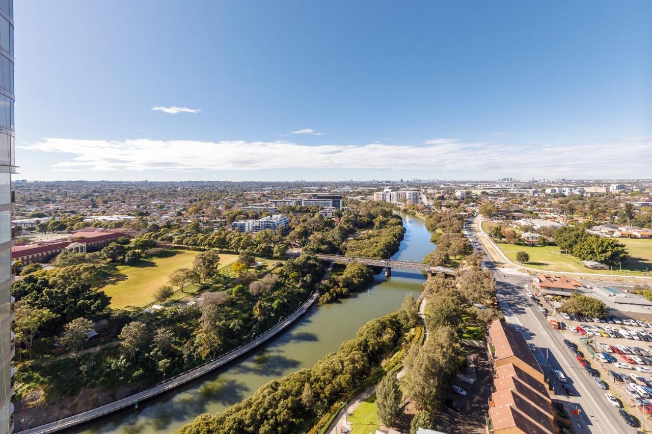 Meriton Suites George Street, Parramatta Сідней Екстер'єр фото