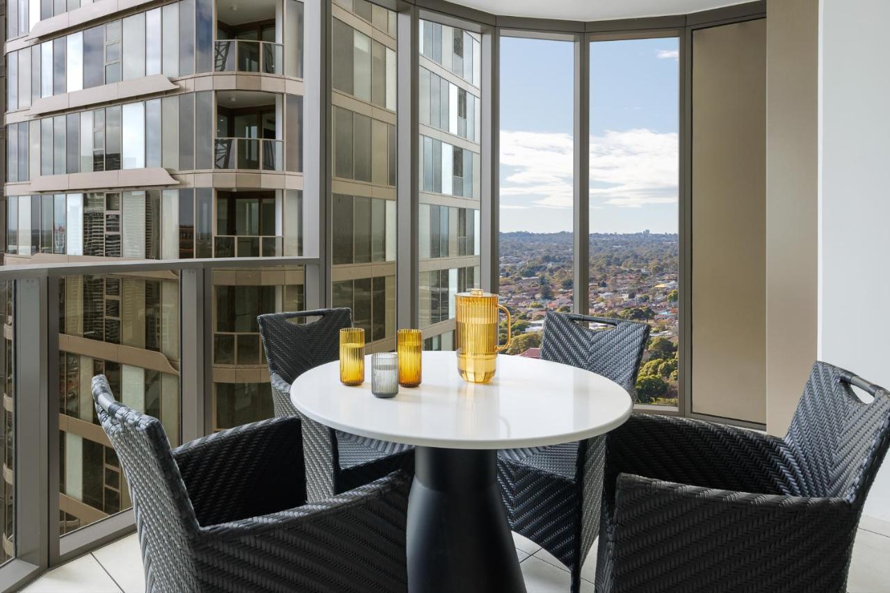 Meriton Suites George Street, Parramatta Сідней Екстер'єр фото