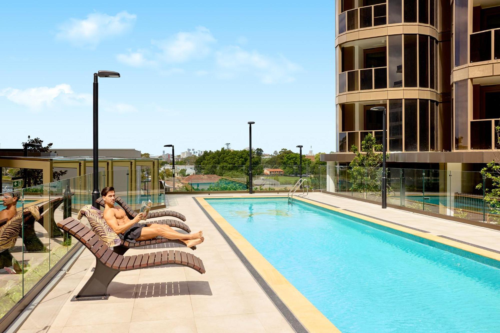 Meriton Suites George Street, Parramatta Сідней Екстер'єр фото
